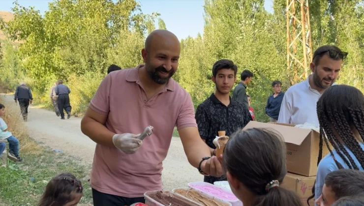 Şemdinli’de Çocuklar İçin Dondurma Şenliği Düzenlendi