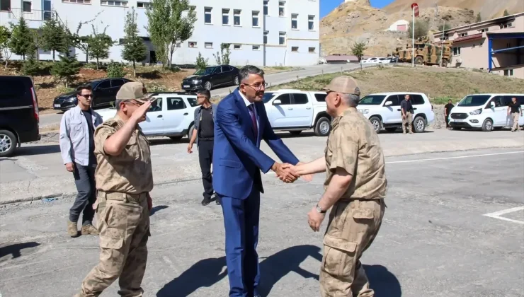 Jandarma Genel Komutanı Hakkari ve Van’ı ziyaret etti